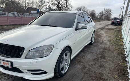 Mercedes-Benz C-Класс, 2010 год, 1 200 000 рублей, 11 фотография