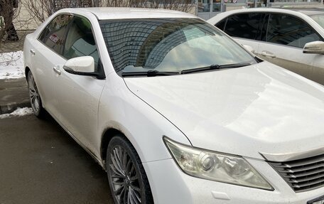 Toyota Camry, 2013 год, 1 695 000 рублей, 2 фотография