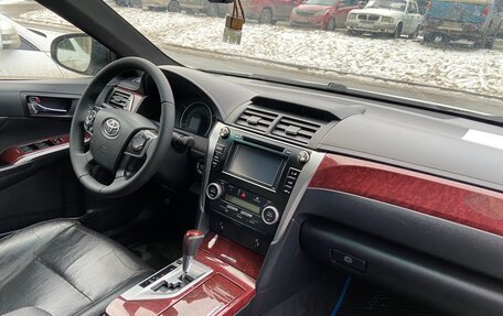 Toyota Camry, 2013 год, 1 695 000 рублей, 6 фотография