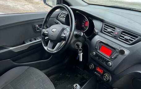 KIA Rio III рестайлинг, 2013 год, 959 000 рублей, 22 фотография