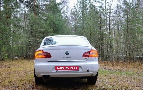 Skoda Superb III рестайлинг, 2011 год, 870 000 рублей, 4 фотография