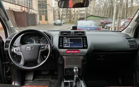 Toyota Land Cruiser Prado 150 рестайлинг 2, 2021 год, 7 300 000 рублей, 14 фотография