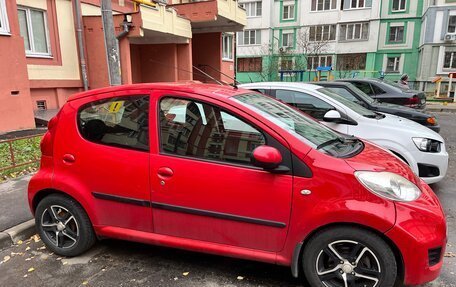 Peugeot 107 I рестайлинг, 2010 год, 455 000 рублей, 12 фотография