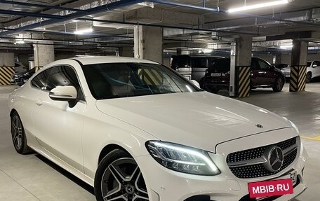 Mercedes-Benz C-Класс, 2019 год, 3 390 000 рублей, 6 фотография