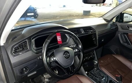 Volkswagen Tiguan II, 2018 год, 2 899 000 рублей, 20 фотография