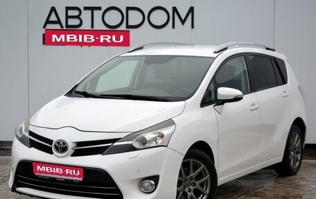 Toyota Verso I, 2012 год, 1 290 000 рублей, 1 фотография