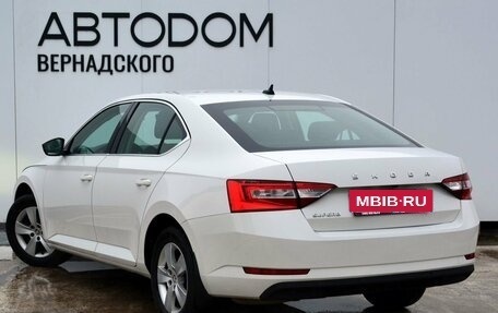 Skoda Superb III рестайлинг, 2021 год, 3 490 000 рублей, 3 фотография