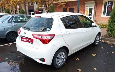 Toyota Vitz, 2019 год, 1 200 000 рублей, 3 фотография