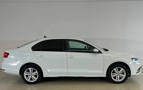 Volkswagen Jetta VI, 2018 год, 1 675 000 рублей, 7 фотография