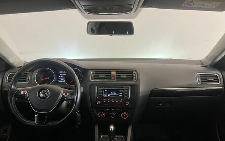 Volkswagen Jetta VI, 2018 год, 1 675 000 рублей, 14 фотография