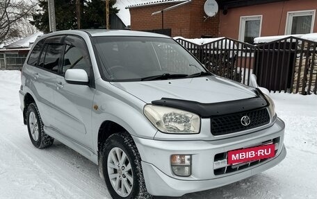 Toyota RAV4, 2000 год, 900 000 рублей, 3 фотография