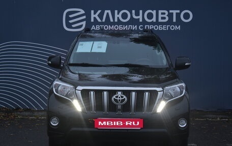 Toyota Land Cruiser Prado 150 рестайлинг 2, 2015 год, 4 150 000 рублей, 3 фотография