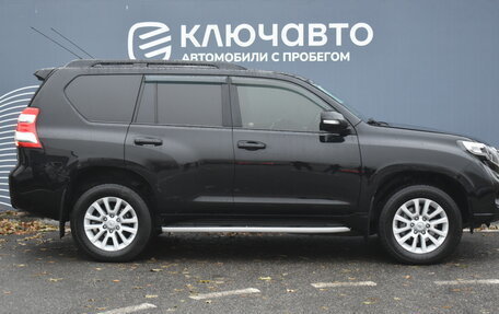 Toyota Land Cruiser Prado 150 рестайлинг 2, 2015 год, 4 150 000 рублей, 5 фотография