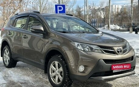 Toyota RAV4, 2014 год, 2 250 000 рублей, 9 фотография