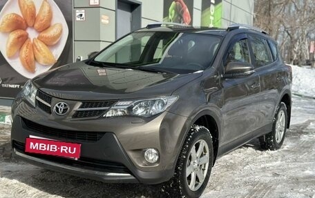 Toyota RAV4, 2014 год, 2 250 000 рублей, 8 фотография