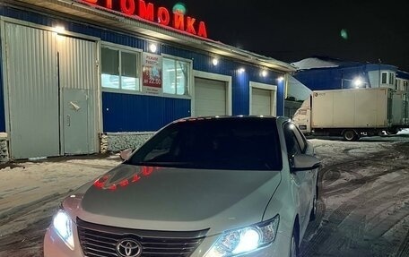 Toyota Camry, 2014 год, 1 670 000 рублей, 7 фотография