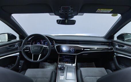 Audi A6, 2024 год, 7 100 000 рублей, 12 фотография