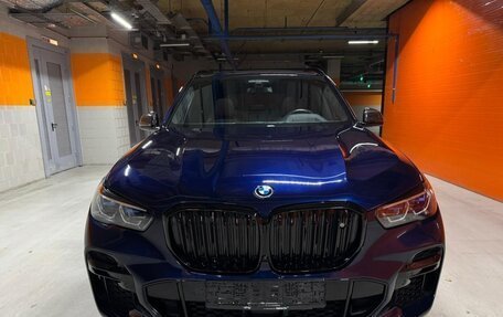 BMW X5, 2021 год, 9 580 000 рублей, 2 фотография