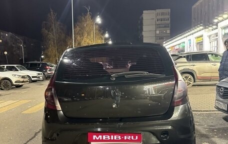 Renault Logan I, 2011 год, 650 000 рублей, 2 фотография