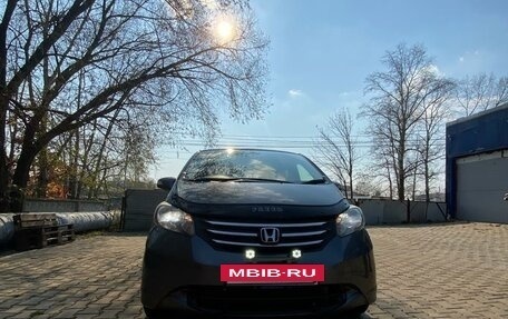 Honda Freed I, 2010 год, 800 000 рублей, 17 фотография