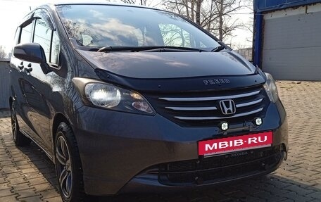 Honda Freed I, 2010 год, 800 000 рублей, 23 фотография