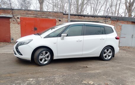 Opel Zafira C рестайлинг, 2013 год, 1 300 000 рублей, 4 фотография