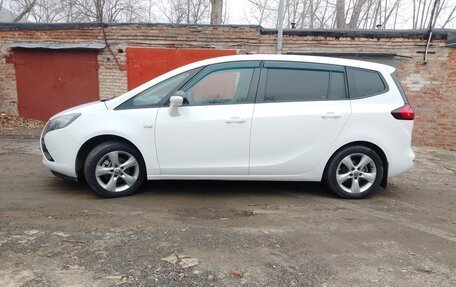 Opel Zafira C рестайлинг, 2013 год, 1 300 000 рублей, 5 фотография