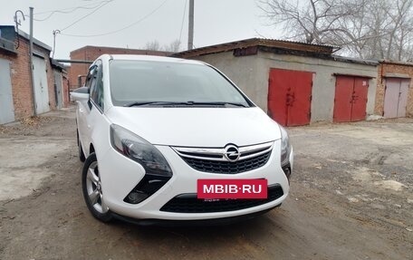 Opel Zafira C рестайлинг, 2013 год, 1 300 000 рублей, 22 фотография