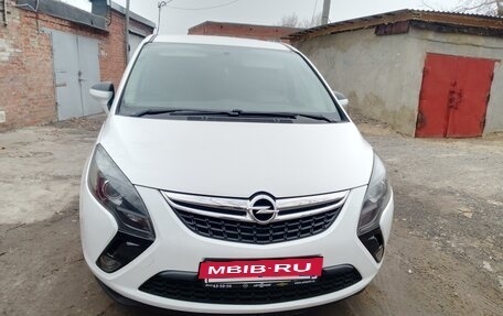 Opel Zafira C рестайлинг, 2013 год, 1 300 000 рублей, 21 фотография