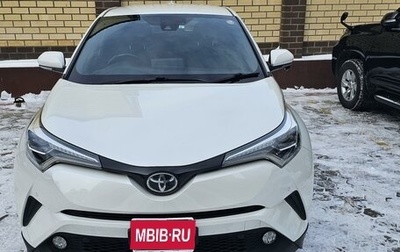 Toyota C-HR I рестайлинг, 2017 год, 2 140 000 рублей, 1 фотография