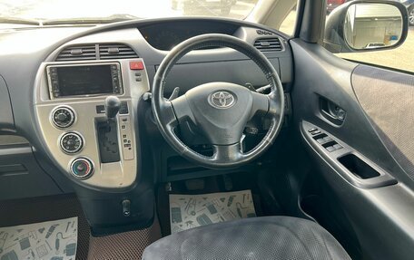 Toyota Ractis I, 2005 год, 749 000 рублей, 15 фотография