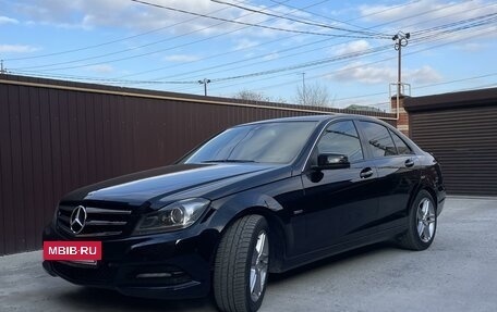 Mercedes-Benz C-Класс, 2011 год, 1 700 000 рублей, 2 фотография