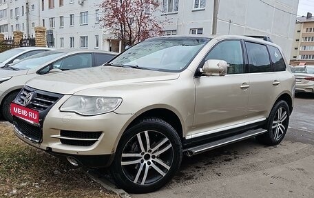 Volkswagen Touareg III, 2003 год, 770 000 рублей, 10 фотография