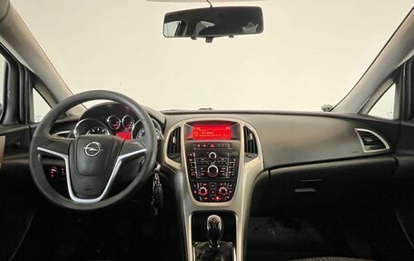 Opel Astra J, 2011 год, 720 000 рублей, 12 фотография