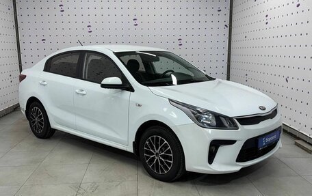 KIA Rio IV, 2018 год, 1 399 000 рублей, 3 фотография