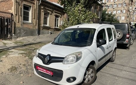 Renault Kangoo II рестайлинг, 2013 год, 829 000 рублей, 4 фотография