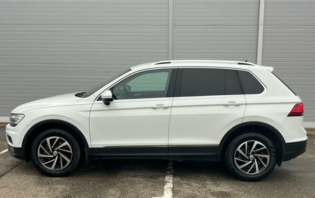 Volkswagen Tiguan II, 2019 год, 2 695 000 рублей, 5 фотография