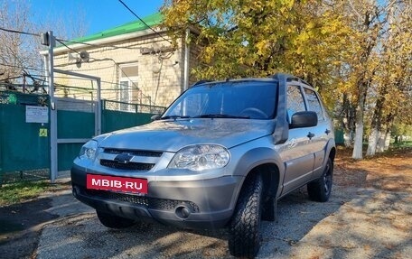 Chevrolet Niva I рестайлинг, 2014 год, 857 000 рублей, 12 фотография