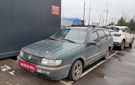 Volkswagen Passat B4, 1996 год, 127 000 рублей, 2 фотография