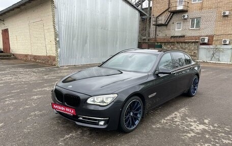 BMW 7 серия, 2013 год, 2 900 000 рублей, 17 фотография