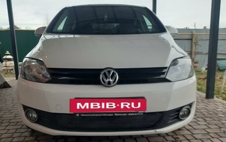 Volkswagen Golf Plus II, 2011 год, 915 000 рублей, 2 фотография