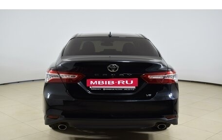 Toyota Camry, 2018 год, 2 999 000 рублей, 6 фотография