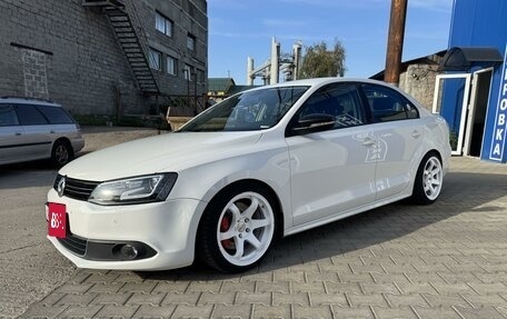 Volkswagen Jetta VI, 2013 год, 1 440 000 рублей, 3 фотография