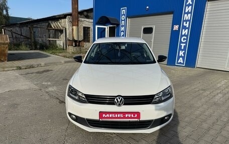 Volkswagen Jetta VI, 2013 год, 1 440 000 рублей, 5 фотография