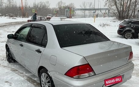 Mitsubishi Lancer IX, 2000 год, 380 000 рублей, 3 фотография