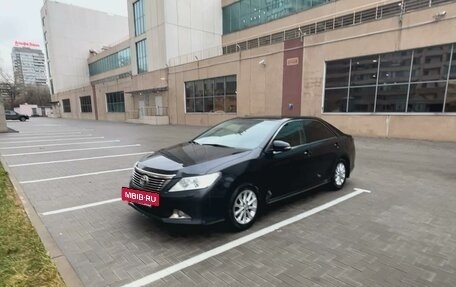 Toyota Camry, 2013 год, 1 825 000 рублей, 2 фотография