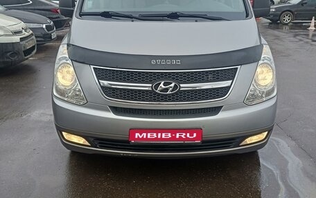 Hyundai Grand Starex Grand Starex I рестайлинг 2, 2011 год, 1 800 000 рублей, 1 фотография