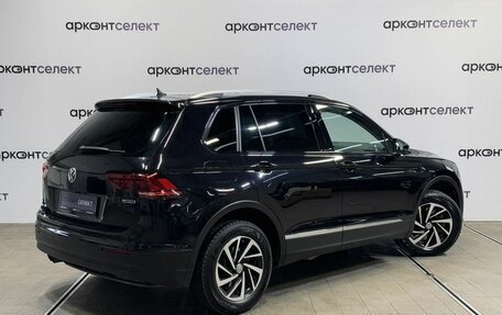 Volkswagen Tiguan II, 2018 год, 3 150 000 рублей, 2 фотография