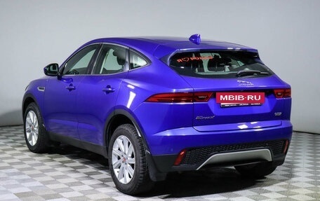 Jaguar E-Pace, 2018 год, 3 250 000 рублей, 7 фотография