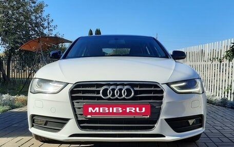 Audi A4, 2013 год, 1 450 000 рублей, 3 фотография